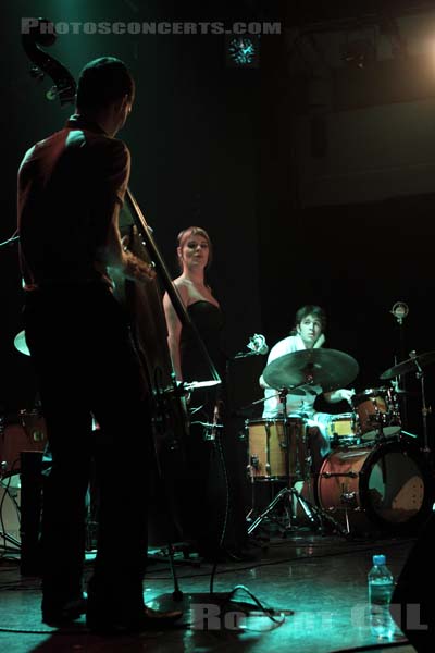 SARAH OLIVIER - 2009-05-05 - PARIS - Espace Jemmapes - 